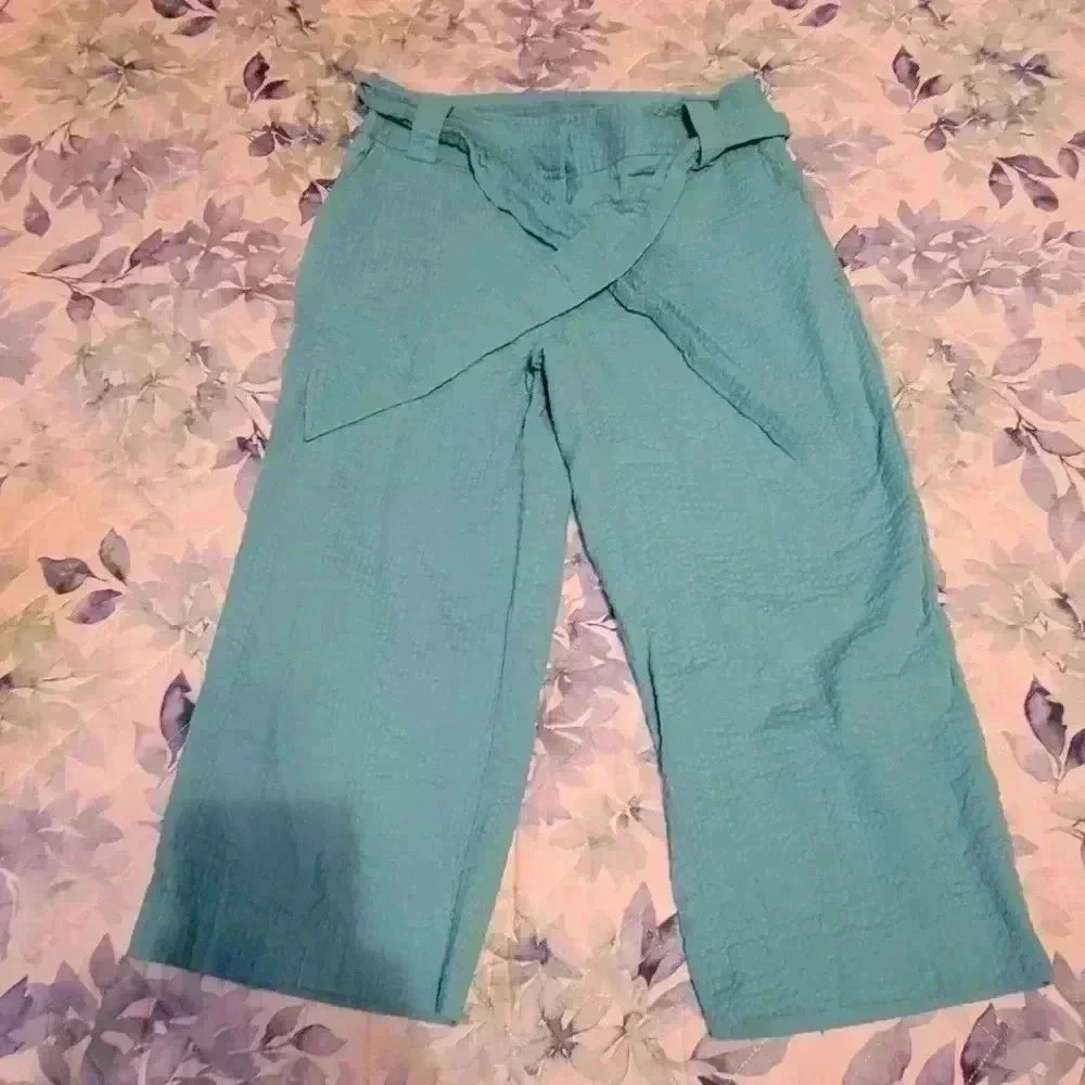 HARVE BENARD aqua blue cropped pants